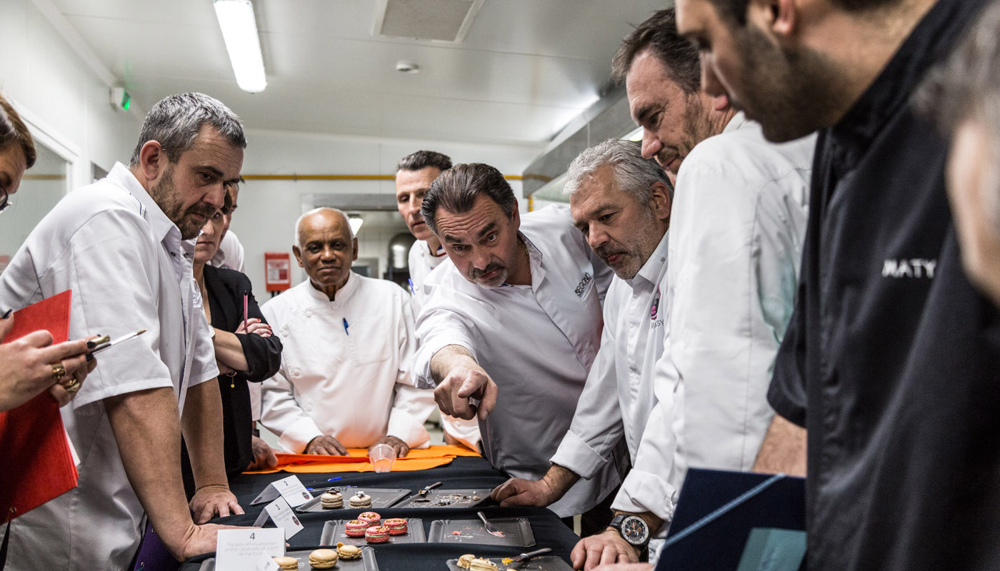 photographe-reportage-entreprise-matyasy-macaron-concours-international-crau